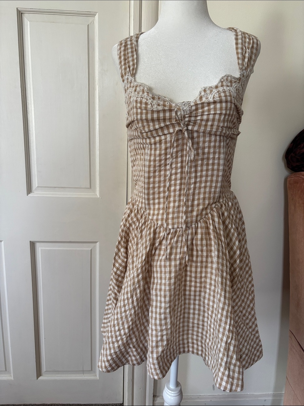 NWT S For Love & Lemons That’s Amor tan Gingham Mini Dress sweetheart corset - Picture 4 of 12